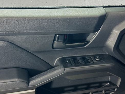 New 2025 Toyota Tacoma SR5 image 17