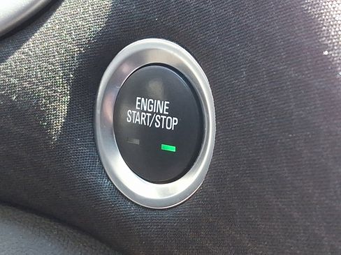 Used 2022 Chevrolet Malibu LT FWD image 25