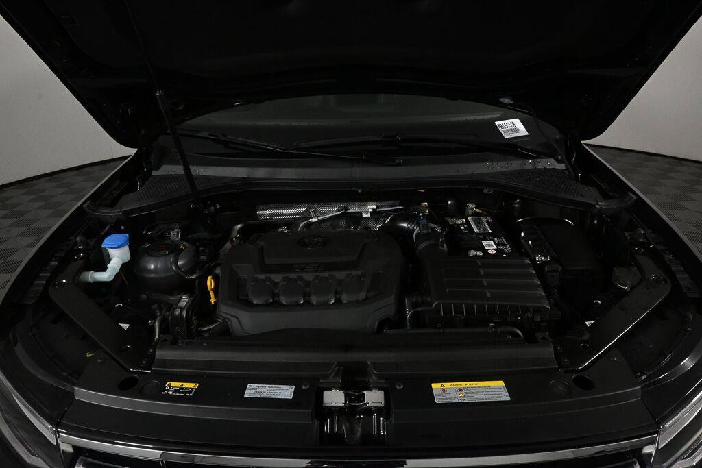 Used 2023 Volkswagen Tiguan SE FWD image 24