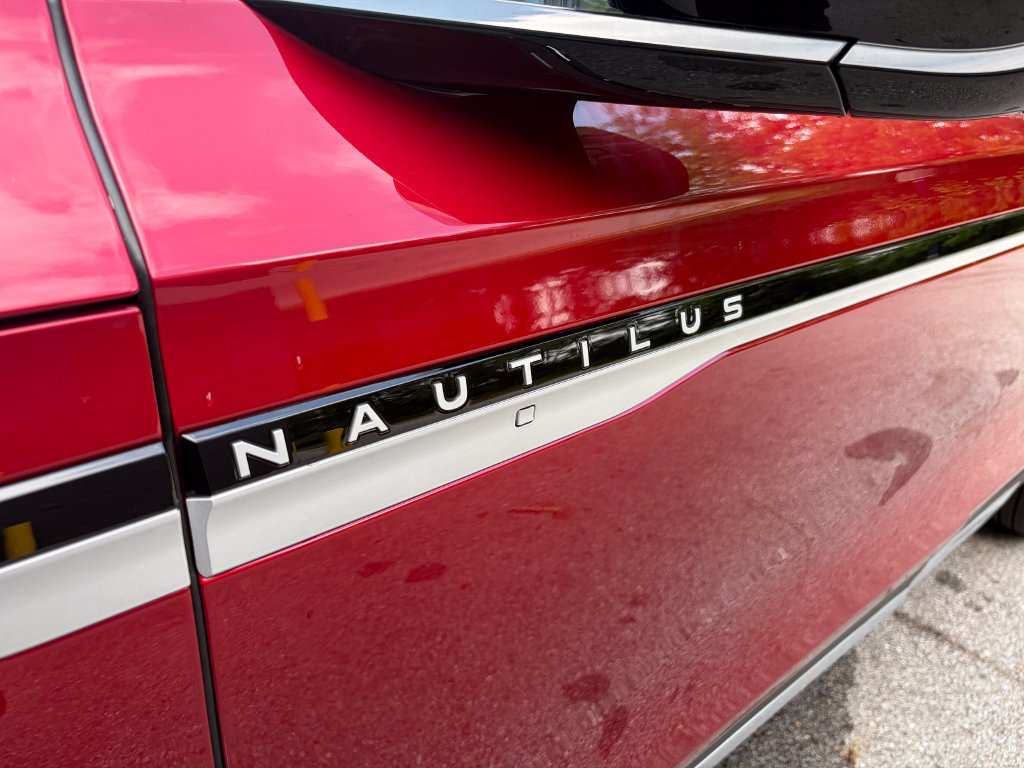 New 2026 Lincoln Nautilus Premier w/ Equipment Group 102A AWD/4WD image 54