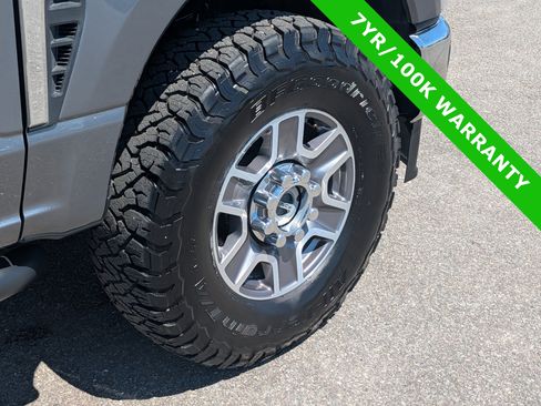Certified 2023 Ford F250 Lariat AWD/4WD image 12