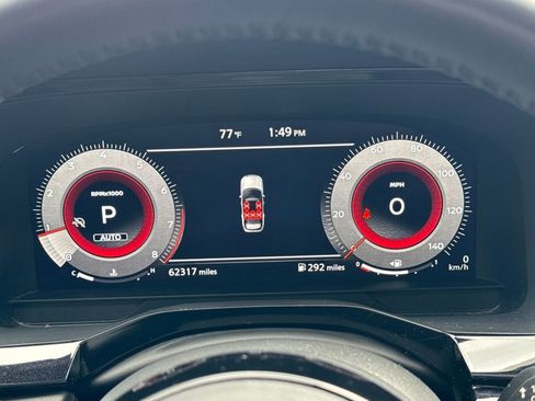 Used 2023 Nissan Pathfinder Platinum image 15