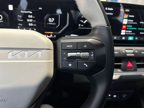 Used 2025 Kia K4 GT-Line Turbo w/ GT-Line Sunroof Package FWD image 19