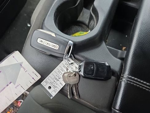 Used 2023 RAM 1500 Big Horn image 13