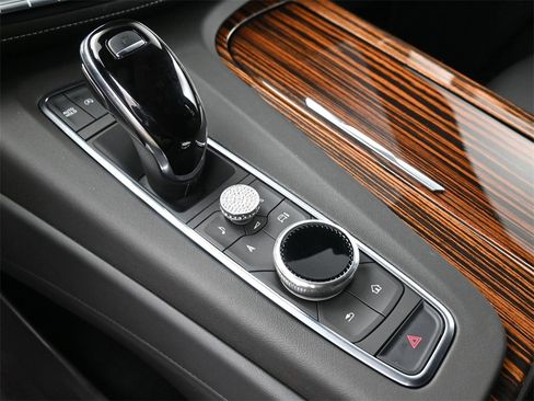 Used 2023 Cadillac Escalade Luxury image 52