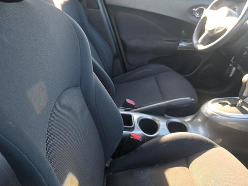 Used 2014 Nissan Juke S FWD image 8