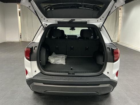 New 2027 GMC Terrain Elevation w/ LPO, Floor Liner Package AWD/4WD image 24