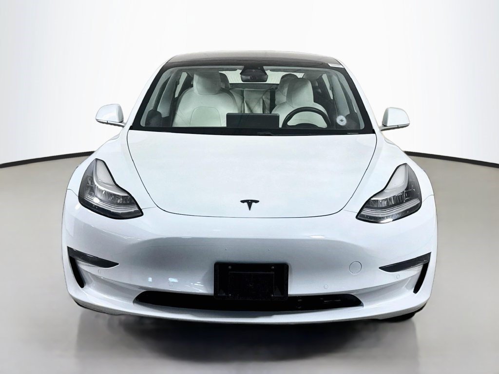 Used 2020 Tesla Model 3 Standard Range Plus RWD image 2