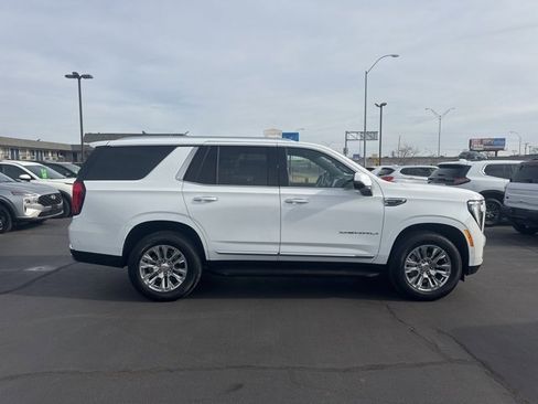 Used 2025 GMC Yukon Denali image 2