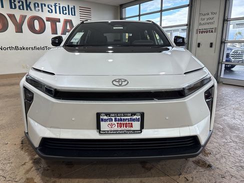 New 2026 Toyota bZ FWD image 5