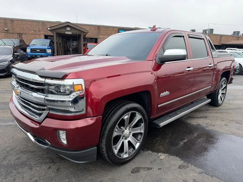 Used 2017 Chevrolet Silverado 1500 High Country w/ High Desert Package image 7