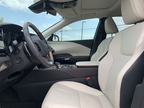Used 2024 Lexus RX 350 w/ Convenience Package AWD/4WD image 16