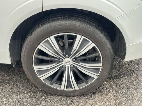 Used 2023 Volvo XC60 B5 Plus w/ Protection Package Premier image 11