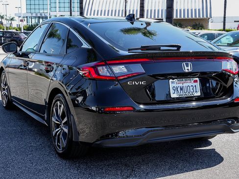 Used 2024 Honda Civic EX-L image 4