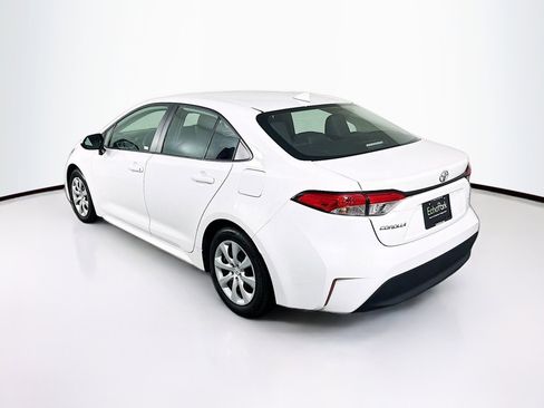 Used 2025 Toyota Corolla LE image 5