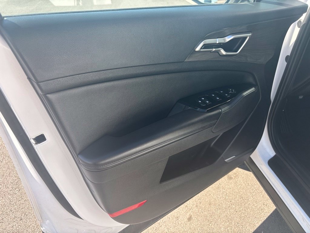 Certified 2024 Kia Sportage X-Line AWD/4WD image 6