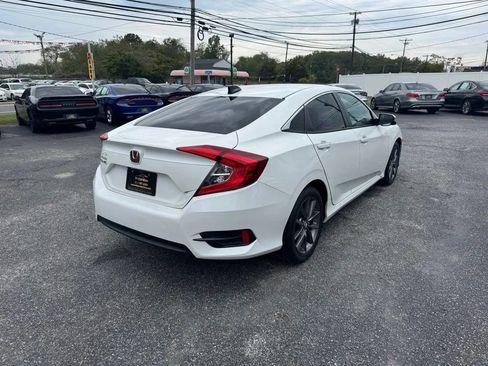 Used 2017 Honda Civic EX image 3