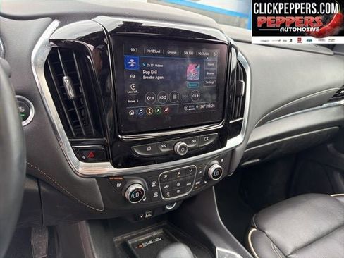 Used 2023 Chevrolet Traverse Premier w/ Redline Edition AWD/4WD image 8
