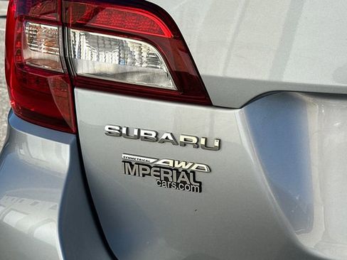 Used 2018 Subaru Outback 2.5i Premium image 15