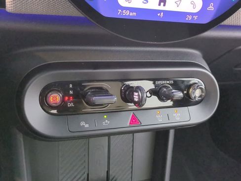 Used 2025 MINI Cooper S image 31