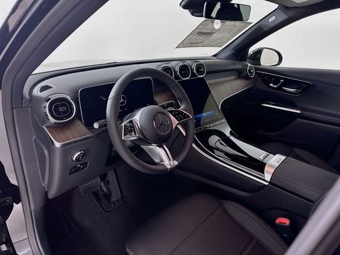 New 2026 Mercedes-Benz GLC 300 image 10