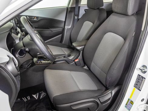 Used 2019 Hyundai Kona SEL image 20