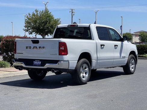 New 2026 RAM 1500 Big Horn AWD/4WD image 4