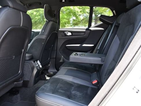Used 2023 Volvo XC40 Recharge Plus AWD/4WD image 14