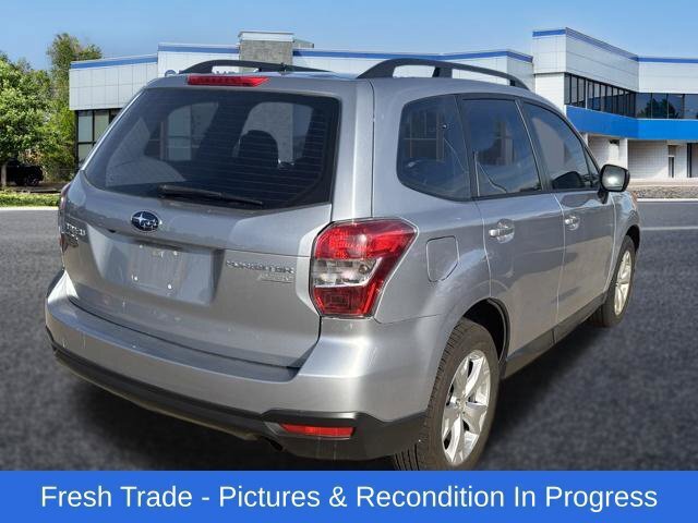 Used 2015 Subaru Forester 2.5i w/ Alloy Wheel Package AWD/4WD image 5