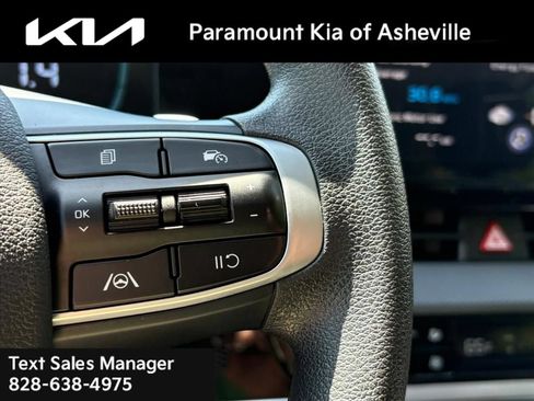 Certified 2025 Kia Sportage LX FWD image 23
