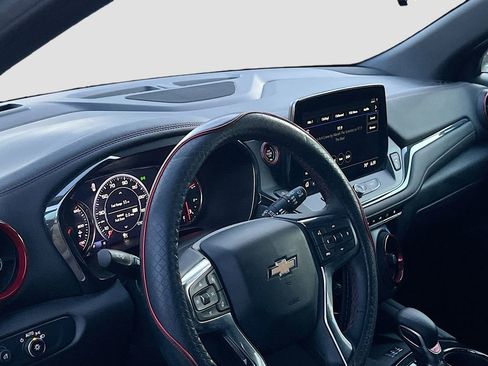 Used 2024 Chevrolet Blazer RS w/ Driver Confidence II Package image 9