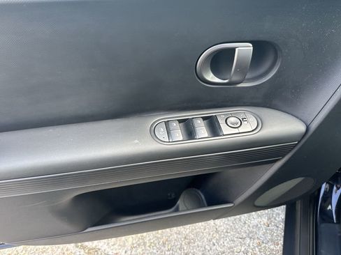Used 2025 Hyundai Ioniq 5 SEL RWD image 15