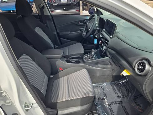 Used 2022 Hyundai Kona SE AWD/4WD image 10