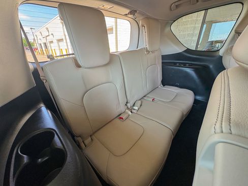 Used 2022 Nissan Armada SL w/ Captain's Chairs Package AWD/4WD image 29