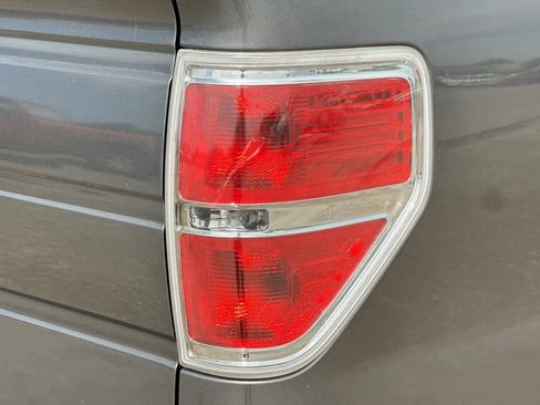 Used 2011 Ford F150 XLT w/ XLT Chrome Pkg RWD image 28