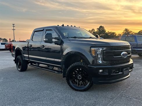 Used 2019 Ford F350 Lariat w/ Lariat Ultimate Package image 1