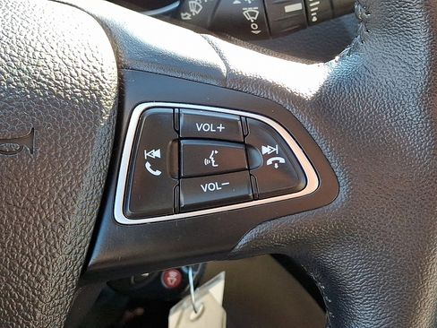 Used 2018 Ford Escape SEL image 26