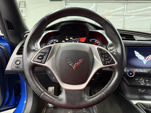 Used 2014 Chevrolet Corvette Stingray Coupe image 13