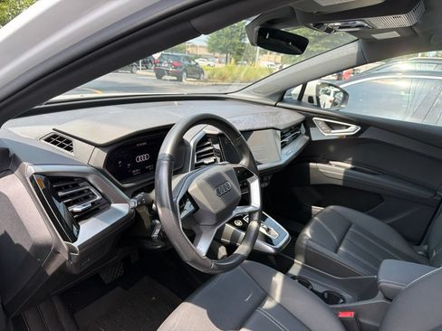 Used 2023 Audi Q4 e-tron Premium Plus w/ Premium Plus AWD/4WD image 4