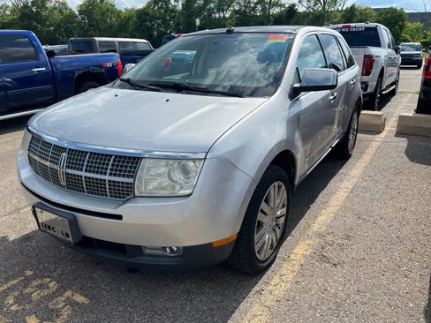 Used 2009 Lincoln MKX AWD image 4