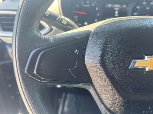 Used 2021 Chevrolet TrailBlazer LS AWD/4WD image 11