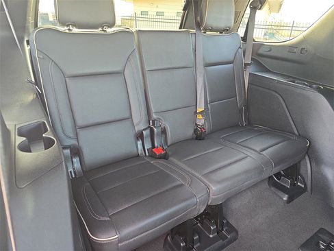 Used 2024 Chevrolet Tahoe Premier image 12