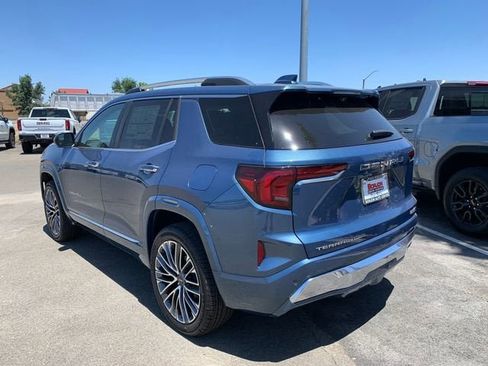 New 2026 GMC Terrain Denali AWD/4WD image 7