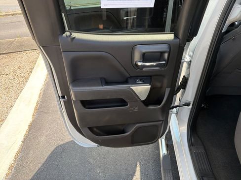 Used 2018 Chevrolet Silverado 1500 LT w/ Trailering Package AWD/4WD image 34