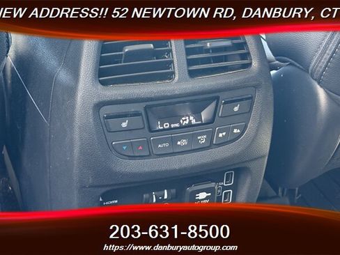 Used 2019 Honda Pilot Touring image 18