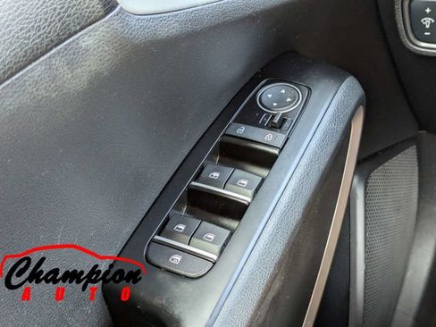 Used 2020 Kia Soul LX FWD image 25