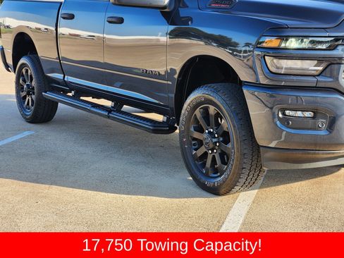 Used 2025 RAM 2500 Big Horn AWD/4WD image 11