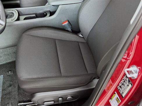 Certified 2025 Hyundai Kona SEL image 17