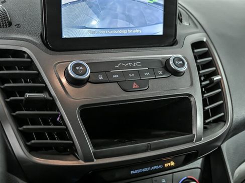 Used 2020 Ford Transit Connect XL image 25
