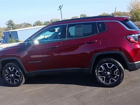 Used 2022 Jeep Compass Latitude w/ Convenience Group image 8